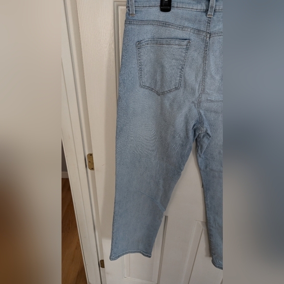 Gloria Vanderbilt  Women's Amanda Jeans Tapered Leg Classic Rise Size 16S (EUC) - Picture 8 of 12